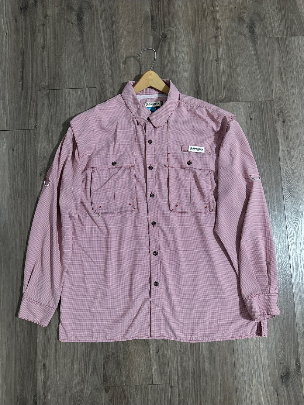 Magellan Red Men’s Long Sleeve Shirt Mag Wick Relaxed Fit Roll Tab Fishing